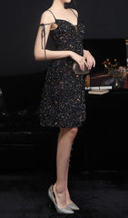 Robe midi à décolleté plongeant et sequins 