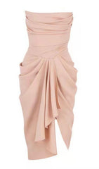 Robe midi bustier froncée en soie rose