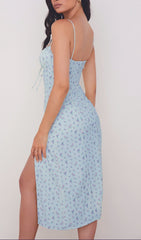 Robe imprimée à bretelles bleu ciel 