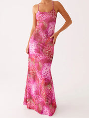 Robe longue à fines bretelles et imprimé floral