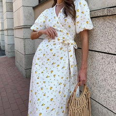 Robe midi fendue à col V fleuri