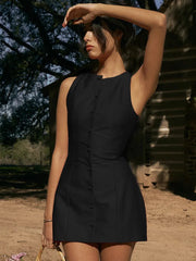 Robe de vacances mini moulante sans manches à col rond