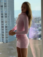 Robe à col roulé plissée rose à fleurs