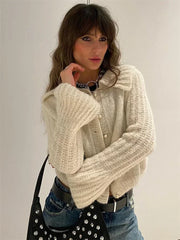 Manteau court à manches évasées plissées