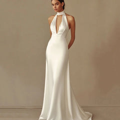 Robe de bal trapèze dos nu simple à col halter