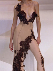 Robe midi fendue en dentelle à col en V