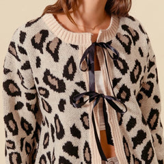 Cardigan en maille à lacets et nœud contrastant léopard
