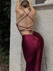 Robe de soirée moulante sans manches à col en V et lacets