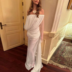 Robe de bal maxi asymétrique en résille transparente