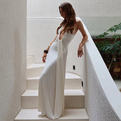 Robe de bal dos nu à décolleté plongeant et ruban froncé