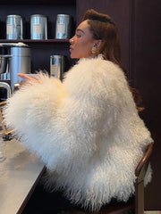 Manteau d'hiver court en fausse fourrure duveteuse