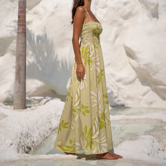 Robe de vacances à bretelles fines et smockées à fleurs, avec dos lacé