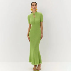 Robe midi courte en maille ajourée à manches courtes