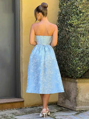 Robe midi trapèze à ceinture jacquard
