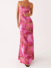 Robe longue à fines bretelles et imprimé floral
