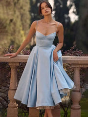 Robe midi trapèze dos nu à bretelles en résille