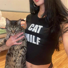 T-shirt court grunge à motif chat gothique et lettres