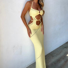Robe moulante dos nu en maille ajourée