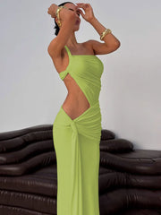 Robe de vacances moulante asymétrique sans manches