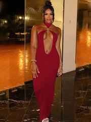 Robe moulante dos nu à épaules dénudées de plage