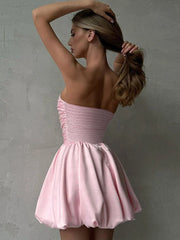 Robe mini bustier à volants et col bateau