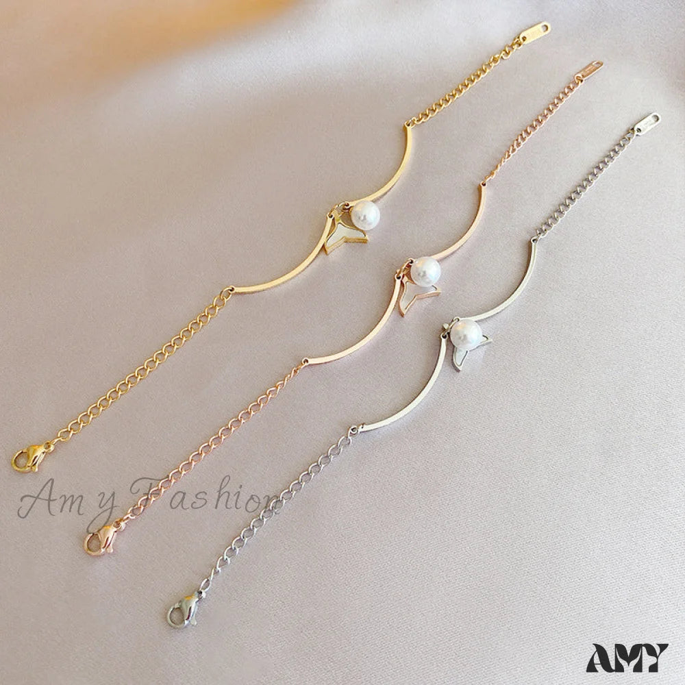 Amy Fashion - New Arrival Fish Tail Elegant Pearl Bracelet
