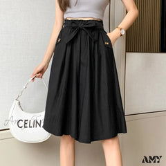 Amy Fashion - Slim Casual Trousers Shorts Black / S