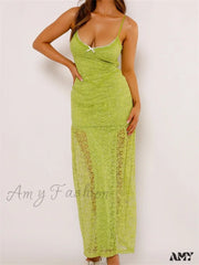 Amy Fashion - Women Lace V-Neck Low Cut Sleeveless Spaghetti Strap Solid Color Bodycon Elegant