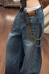 Jean large brodé déstructuré et tendance