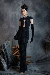 Robe de soirée vintage moulante en résille noire ajourée