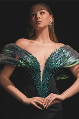 Robe de soirée bandage à panneaux et appliqués de perles