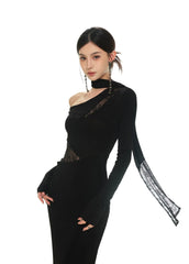 Robe de soirée longue noire à encolure asymétrique et empiècements en dentelle