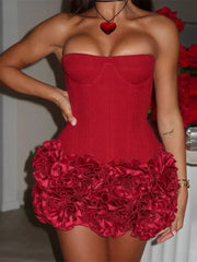 Robe bustier à volants et fleurs 3D
