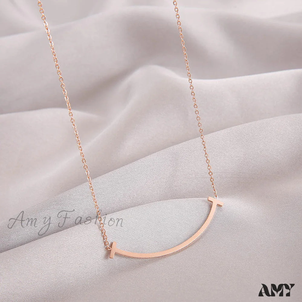 Designable Unique Smile Line Necklaces Rose Gold