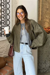 Veste bomber chic à la texture veloutée