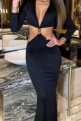 Robe de soirée moulante à manches longues et décolleté en V profond en dentelle