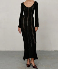 Robe midi à manches longues en laine tricotée