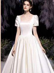 Robe de soirée vintage en satin 