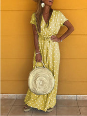 Robe à pois à col en V 