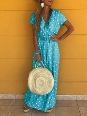Robe à pois à col en V 