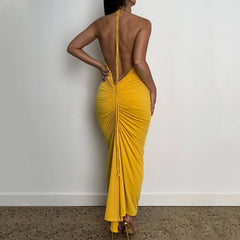 Robe moulante dos nu à volants et lacets 