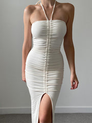 Robe bustier plissée fendue dos nu coupe ajustée 