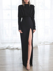 Robe de soirée élégante à col roulé et fente 