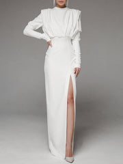 Robe de soirée élégante à col roulé et fente 
