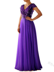 Robe de demoiselle d'honneur à col en V et empiècements en mousseline à sequins 