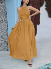 Robe de ville élégante en mousseline unie à col halter 