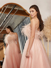 Robe de mariée à sequins et col en fourrure, épaules dénudées 