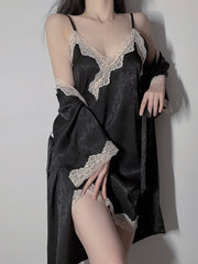 Ensemble pyjama en dentelle à bretelles basses 
