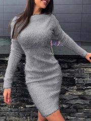 Robe moulante mini à manches longues en peluche