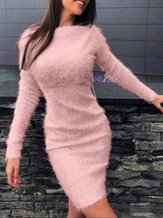 Robe moulante mini à manches longues en peluche